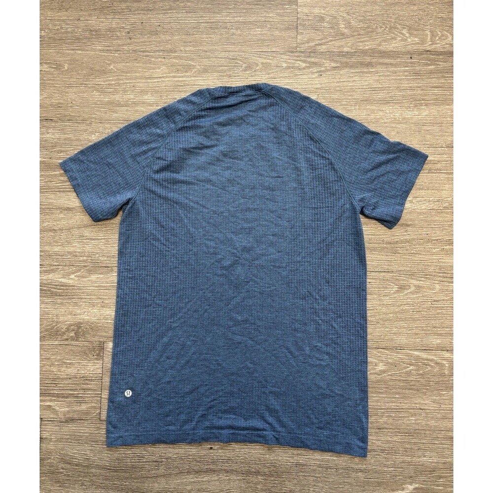 Lululemon Men's Metal Vent Tech Shirt Blue, Short Sleeve Size Medium